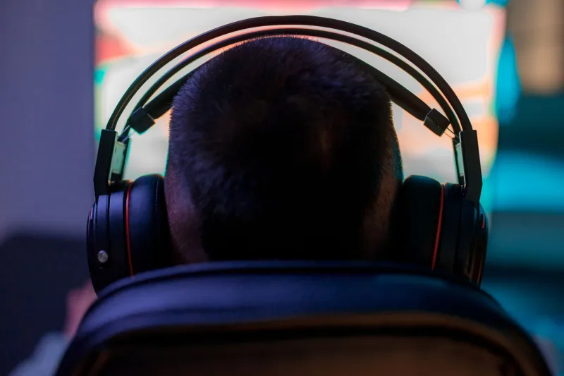 The Moment That Won't Go Viral: Why Japanese Games Keep Building Things the Algorithm Can't Touch